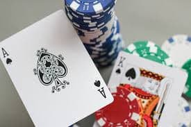 lxtoto web Crash game interface showing live multiplier and cash-out button